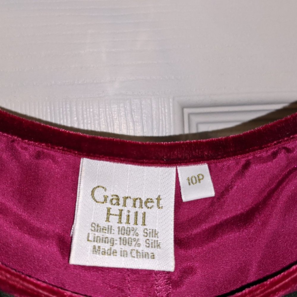 Garnet Hill Beautiful Green and Wine Silk Sheath Dress Size 10P - Picture 2 of 13